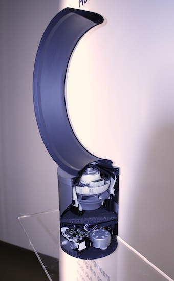 Illustration for article titled James Dyson Lightning Interview: A Mac Man With a Bladeless Fan